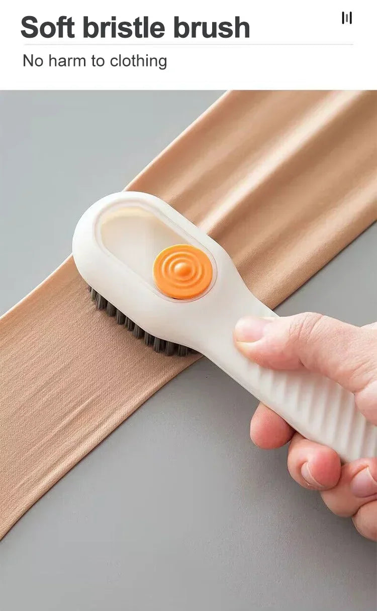 Brosse de nettoyage à réservoir