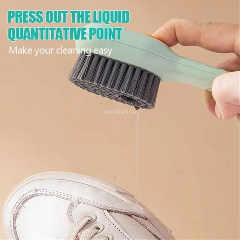 Brosse de nettoyage à réservoir