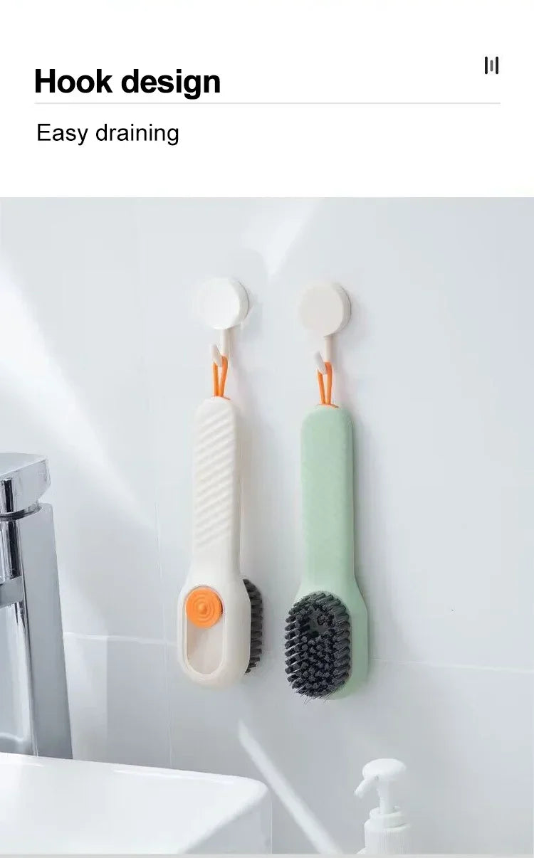 Brosse de nettoyage à réservoir